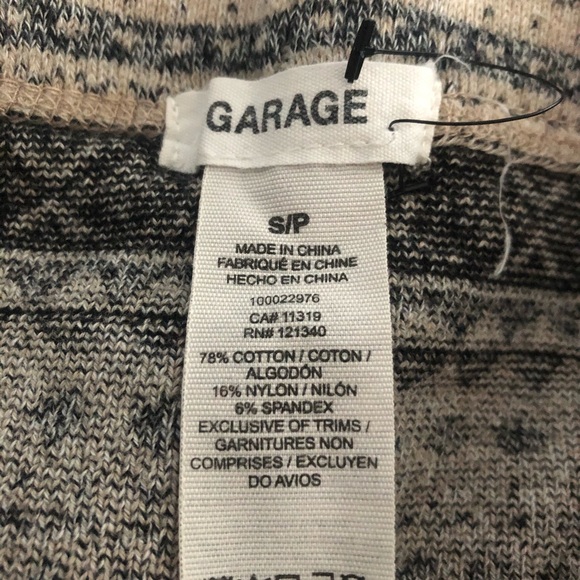 Two pairs of pattern leggings - Picture 5 of 7